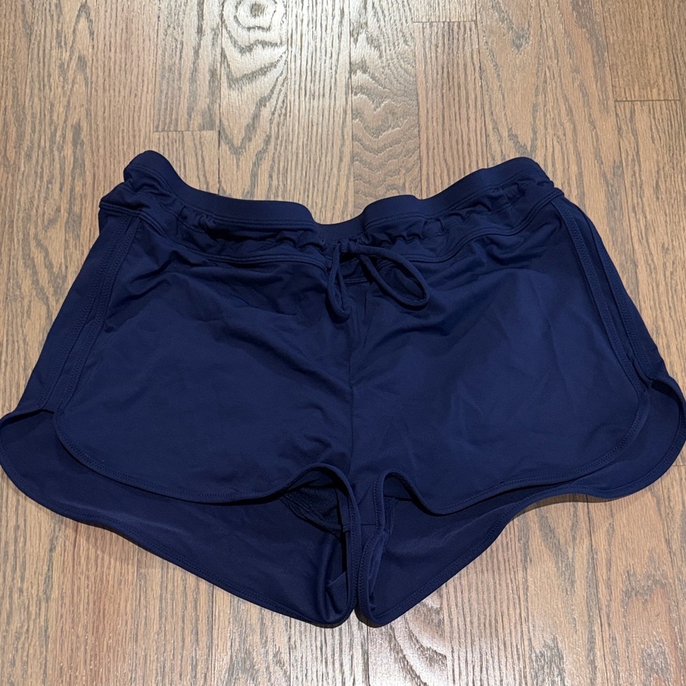 Athleta L swim surge shorts